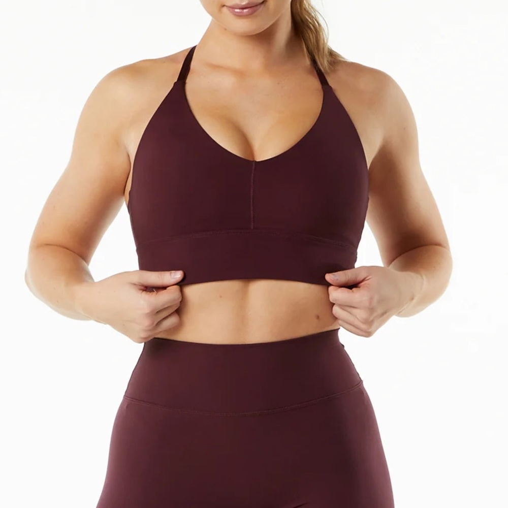 Alphalete Alphalux Wonder Bra Black Cherry size M NWT